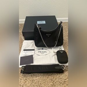 PRADA RE-EDITION 2005 NYLON